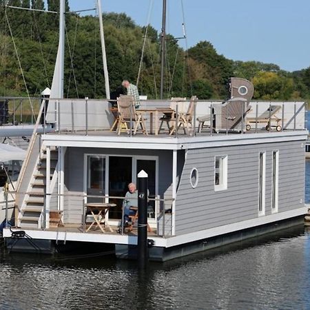 Hausboot Liliput Hotel Stralsund Luaran gambar