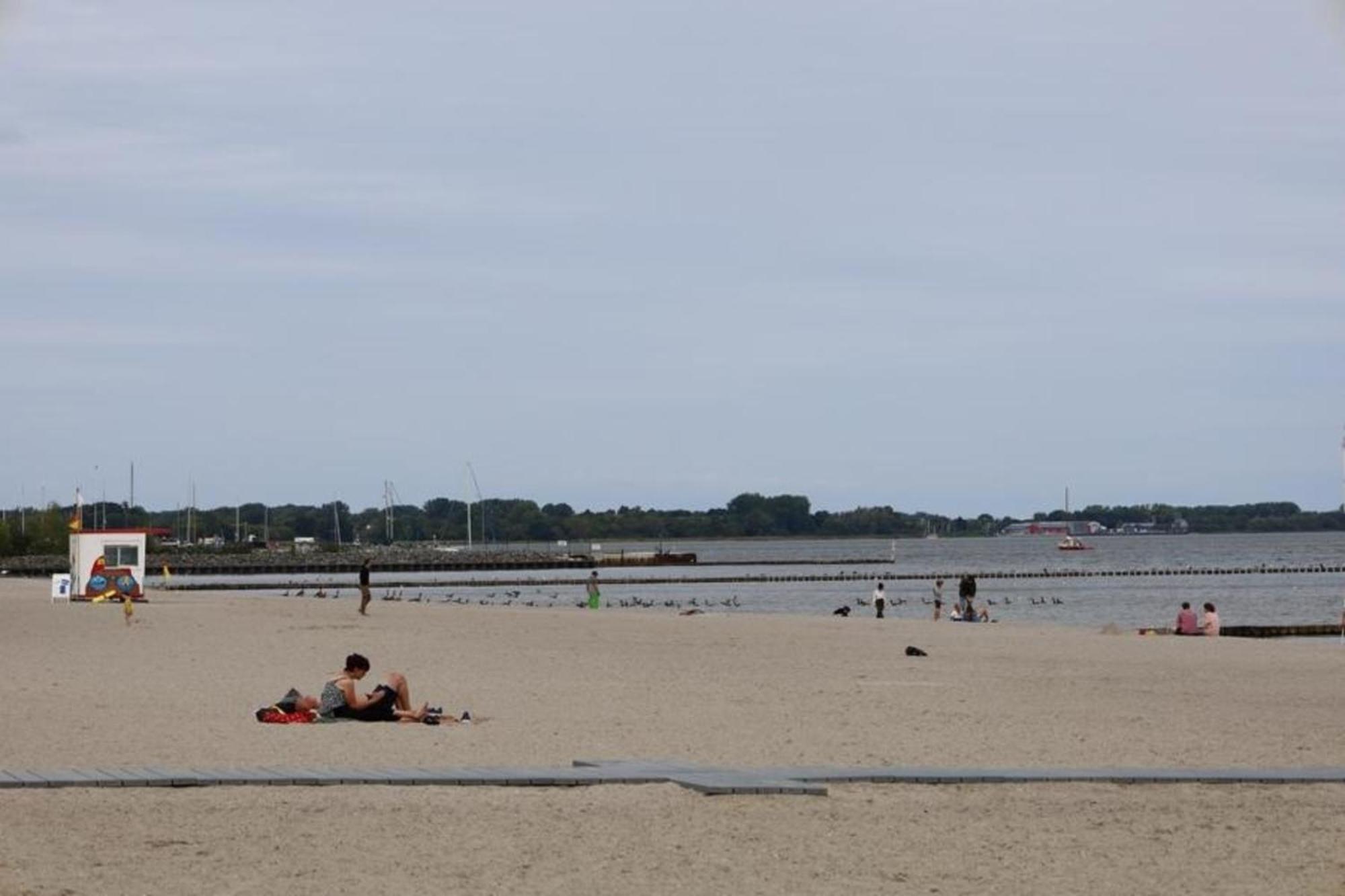 Hausboot Liliput Hotel Stralsund Luaran gambar