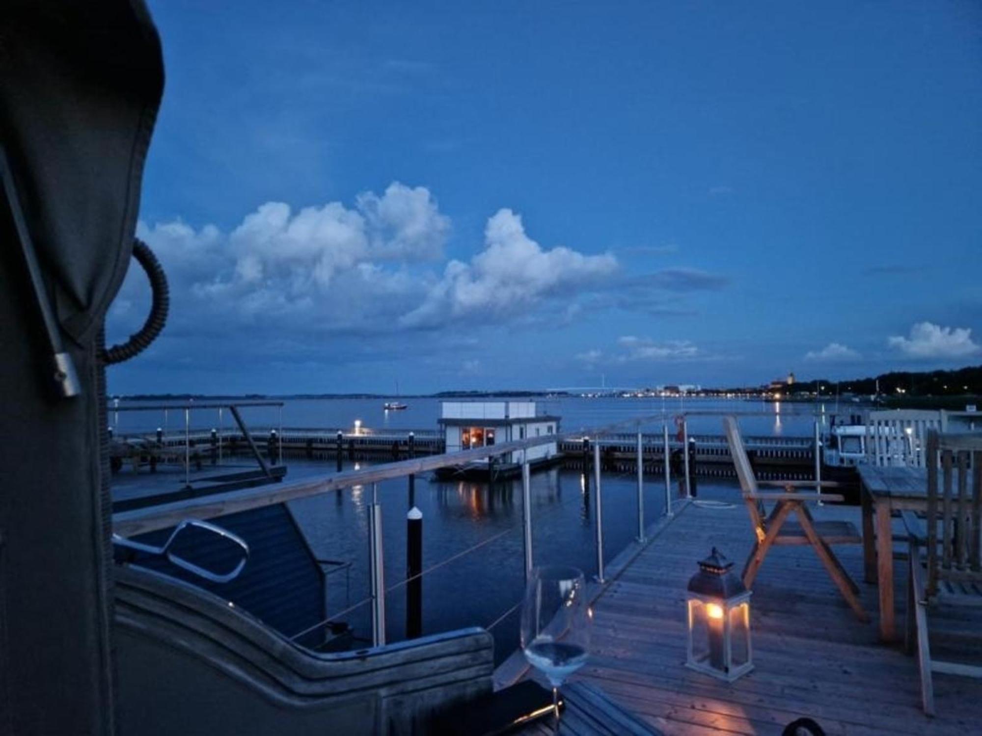 Hausboot Liliput Hotel Stralsund Luaran gambar